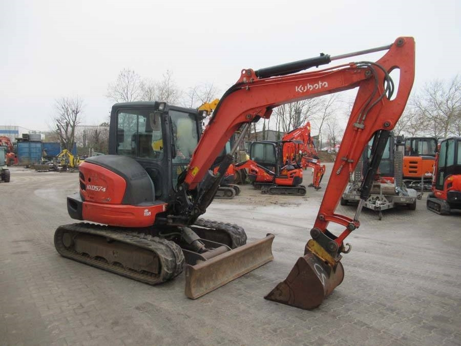 Kubota KX 057-4 - Mini escavadeira: foto 2 Kubota KX 057-4 - Mini escavadeira: foto 2