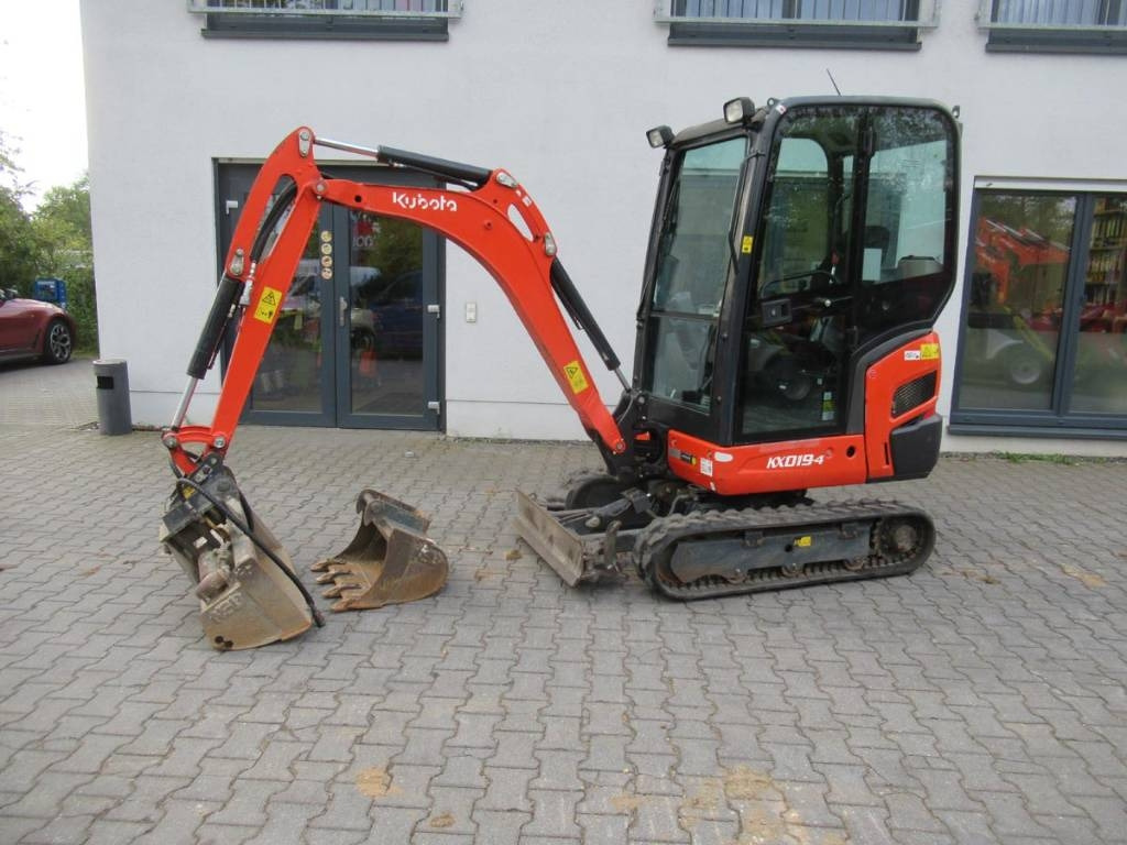 Kubota KX019-4 Löffelpacket - Mini escavadeira: foto 1 Kubota KX019-4 Löffelpacket - Mini escavadeira: foto 1