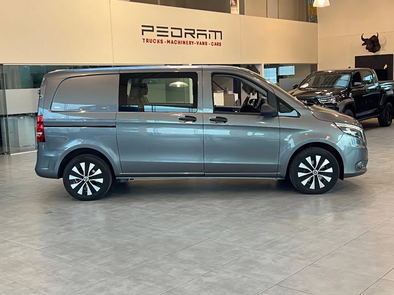 Mercedes-Benz Vito 119 4x4*4-MATIC*6 Seats*TOP CONDITIE* - Furgão, Carrinha cabine dupla: foto 3 Mercedes-Benz Vito 119 4x4*4-MATIC*6 Seats*TOP CONDITIE* - Furgão, Carrinha cabine dupla: foto 3