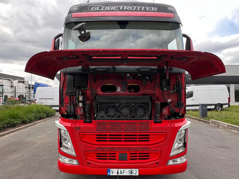 Volvo FH 500 XL CAB**2021 model**FH500 XL Euro6** - Tractor: foto 4 Volvo FH 500 XL CAB**2021 model**FH500 XL Euro6** - Tractor: foto 4