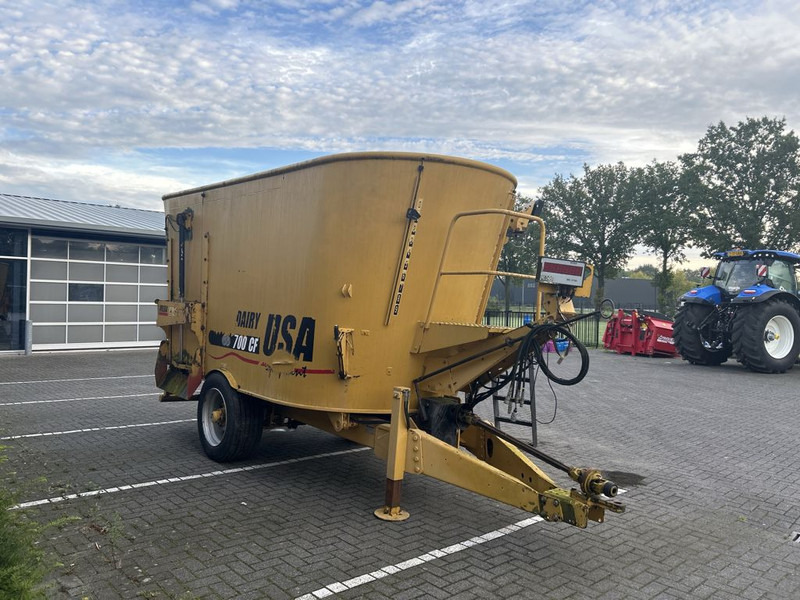 Peecon Peecon USA 700 CF mengwagen - Equipamento de gado: foto 5 Peecon Peecon USA 700 CF mengwagen - Equipamento de gado: foto 5