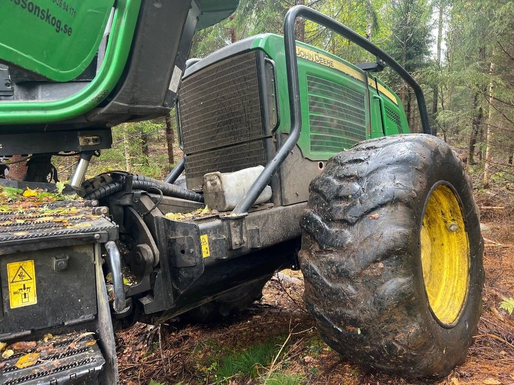 Harvester John Deere 1170 E: foto 9