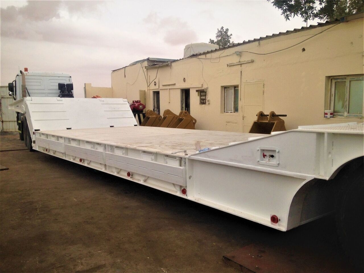 AME 120 Ton 4 Axle Front Loading Lowbed Semi-Trailer - Semi-reboque baixa: foto 4 AME 120 Ton 4 Axle Front Loading Lowbed Semi-Trailer - Semi-reboque baixa: foto 4