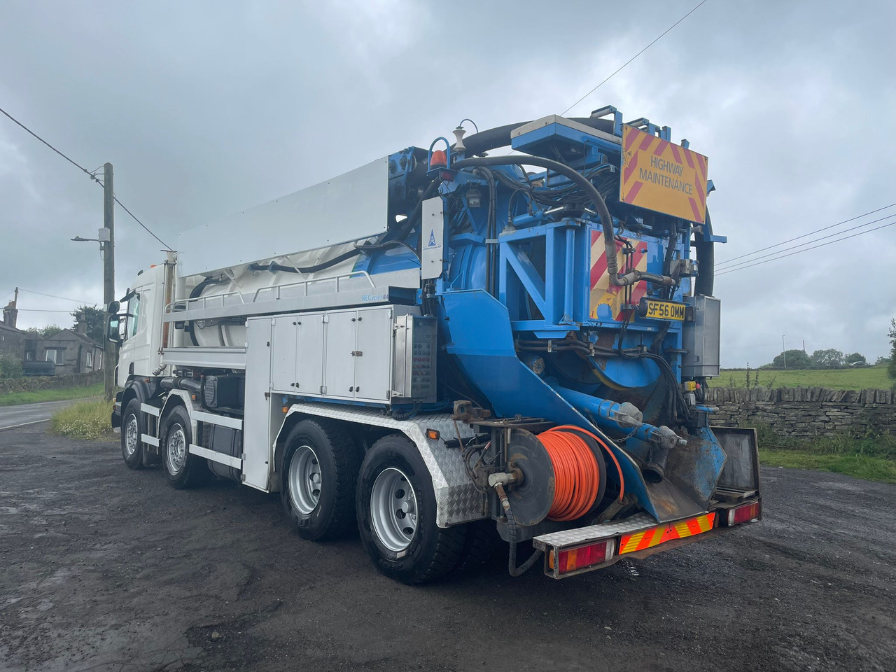 Scania P420 JHL combi tanker recykler - Caminhão limpa fossa: foto 4 Scania P420 JHL combi tanker recykler - Caminhão limpa fossa: foto 4