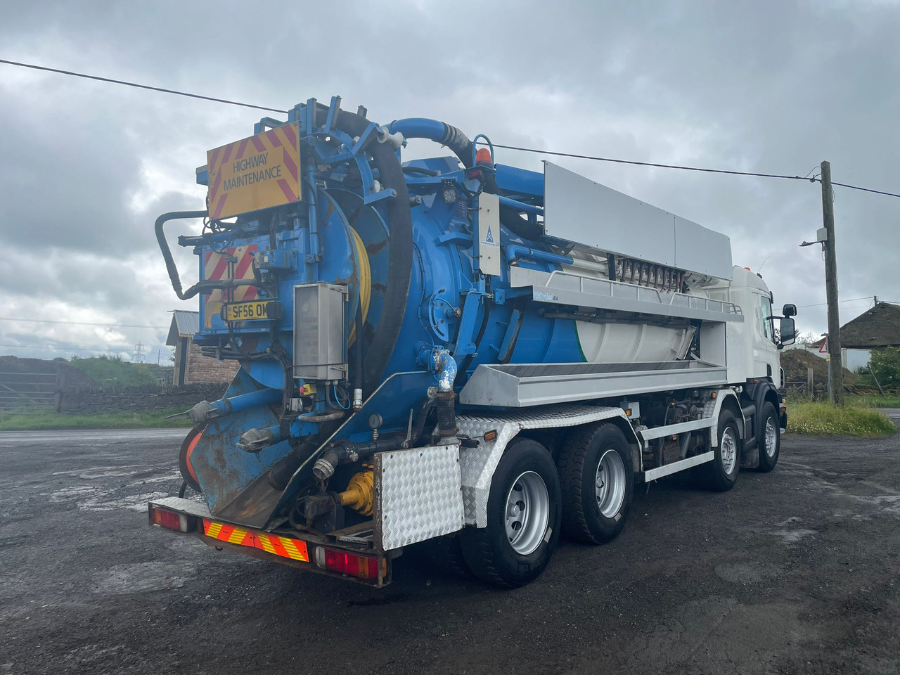 Scania P420 JHL combi tanker recykler - Caminhão limpa fossa: foto 3 Scania P420 JHL combi tanker recykler - Caminhão limpa fossa: foto 3