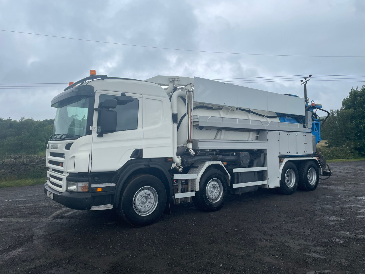 Scania P420 JHL combi tanker recykler - Caminhão limpa fossa: foto 2 Scania P420 JHL combi tanker recykler - Caminhão limpa fossa: foto 2