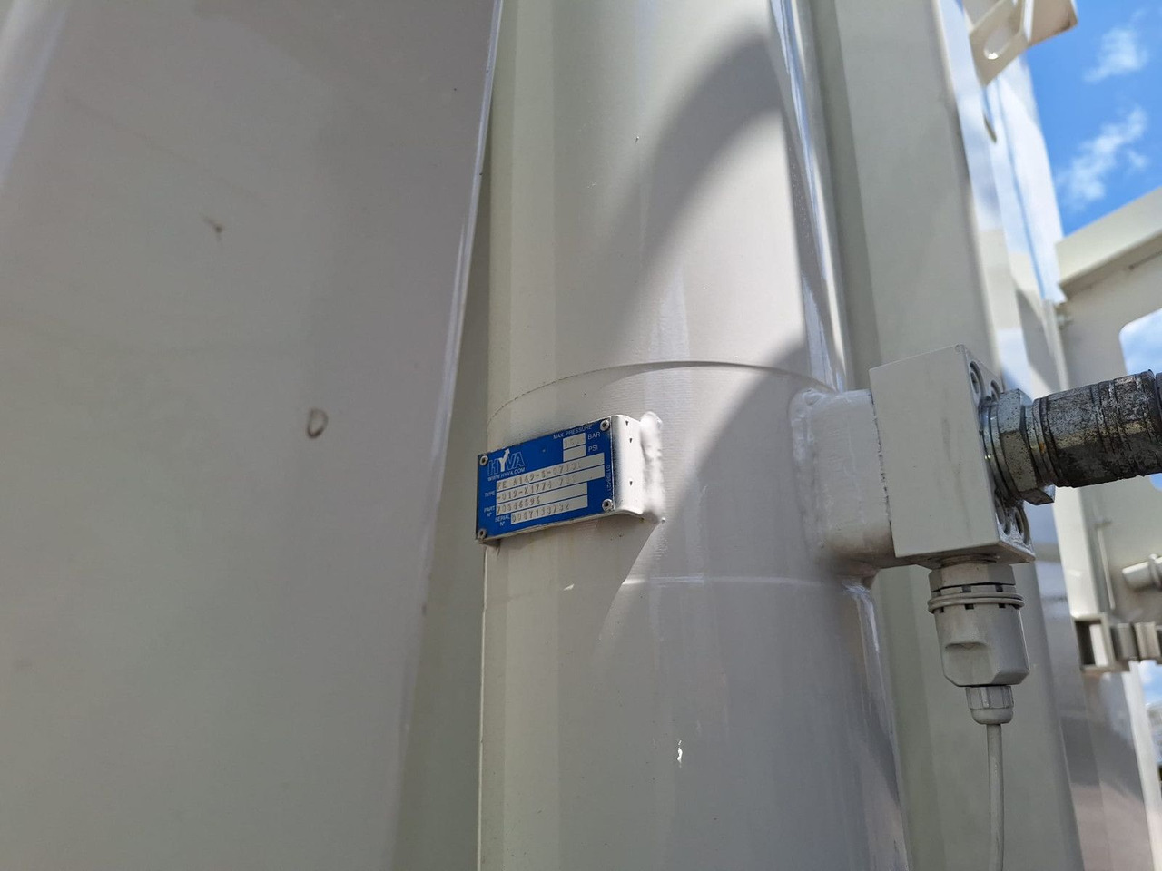 Semi-reboque basculante Benalu Bulkliner S 95  50m³ Kombiklappe: foto 8