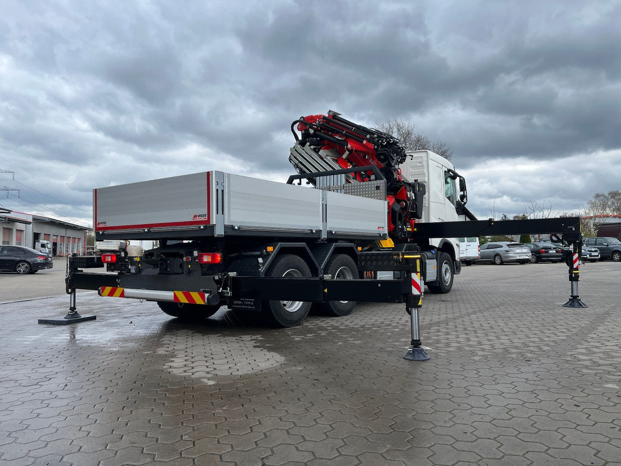 Volvo FH 500 8x4 Kran F820 RA2.27 Jib & Winde Sofort - Camião, Camião grua: foto 5 Volvo FH 500 8x4 Kran F820 RA2.27 Jib & Winde Sofort - Camião, Camião grua: foto 5