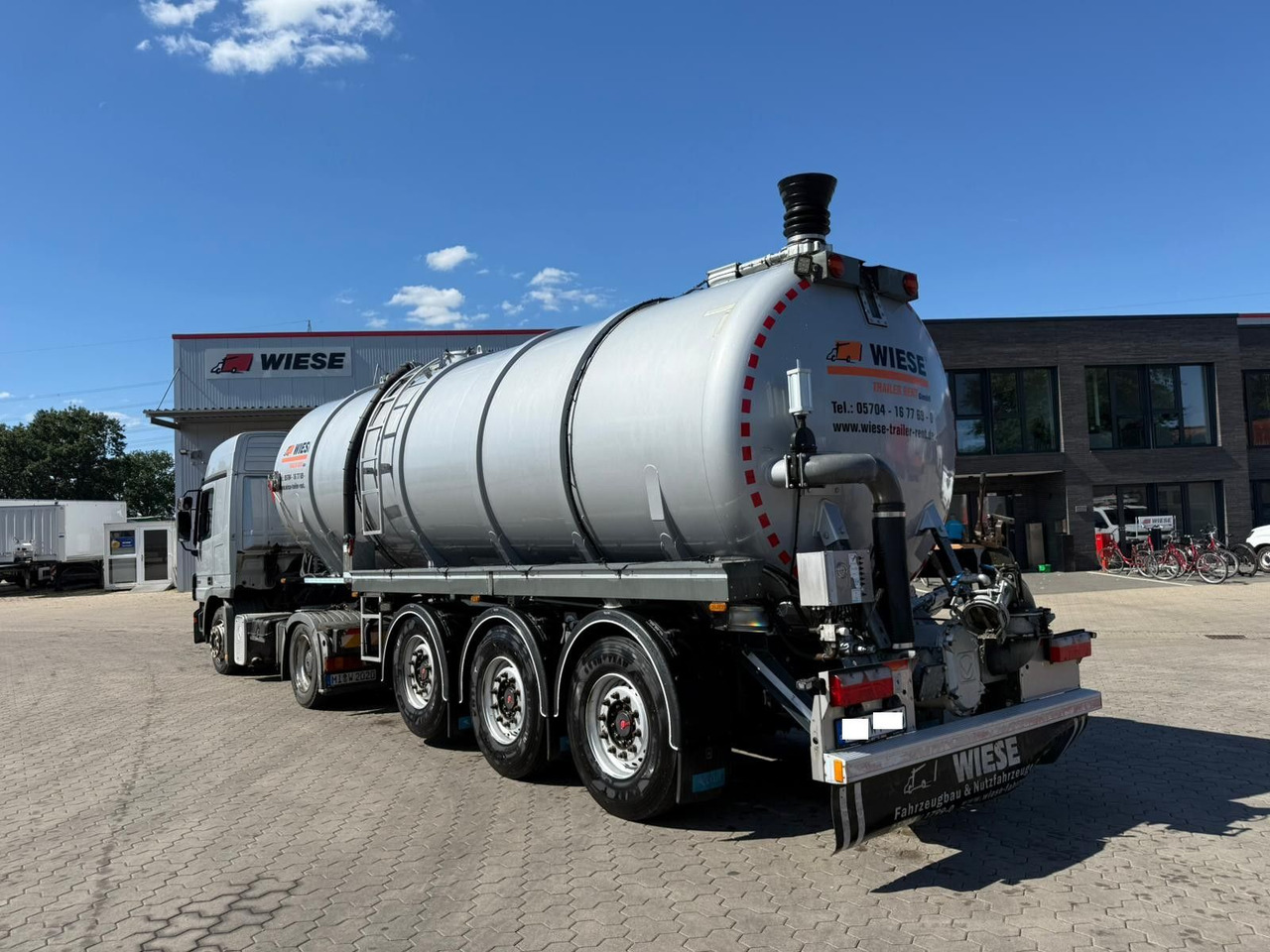D-TEC Gülletankauflieger 30m³ Lenkachse - Semirreboque tanque: foto 1 D-TEC Gülletankauflieger 30m³ Lenkachse - Semirreboque tanque: foto 1