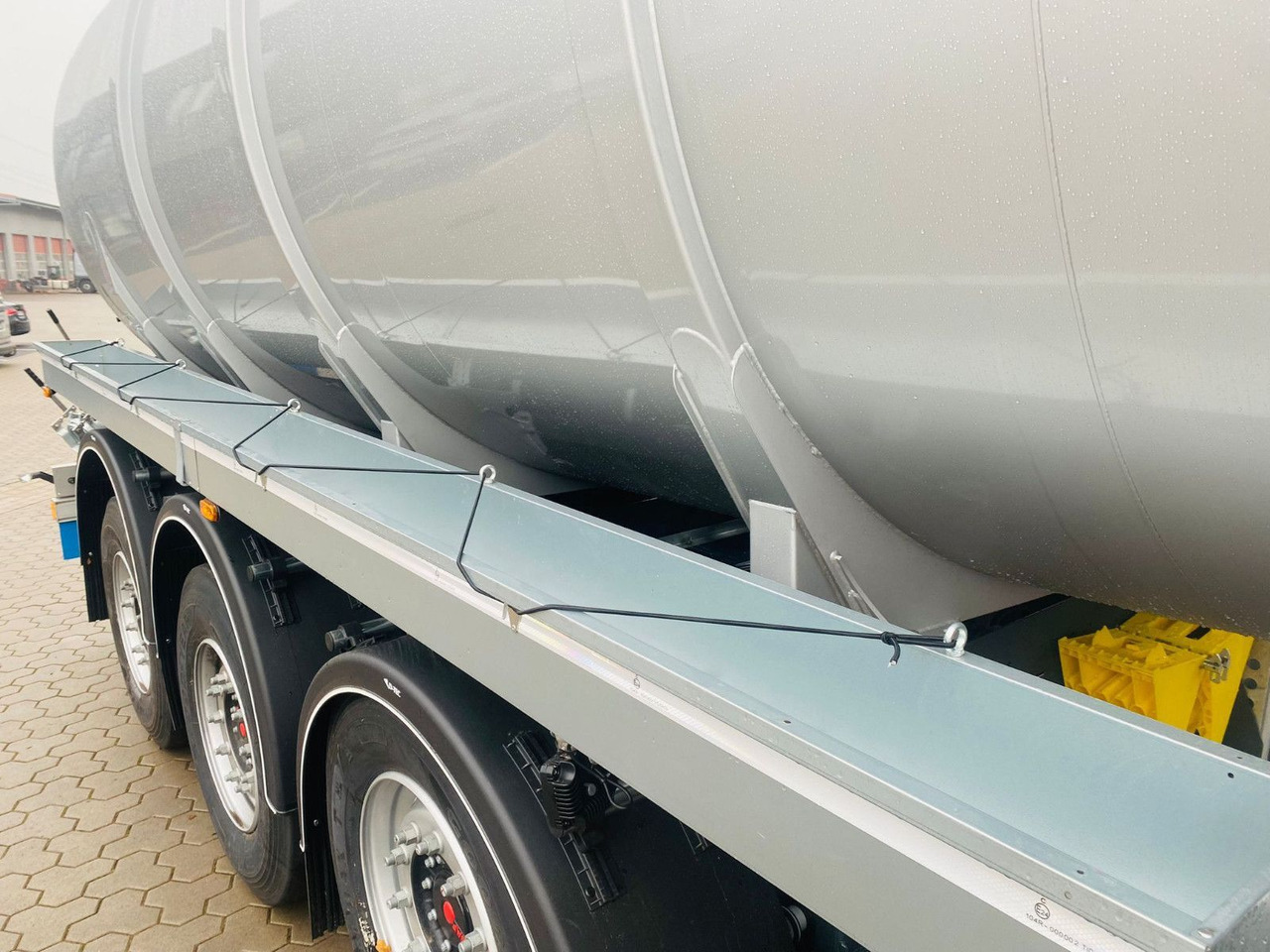 D-TEC Gülletanker SV 2011 "SV2006 BASIC" - Semirreboque tanque: foto 3 D-TEC Gülletanker SV 2011 "SV2006 BASIC" - Semirreboque tanque: foto 3