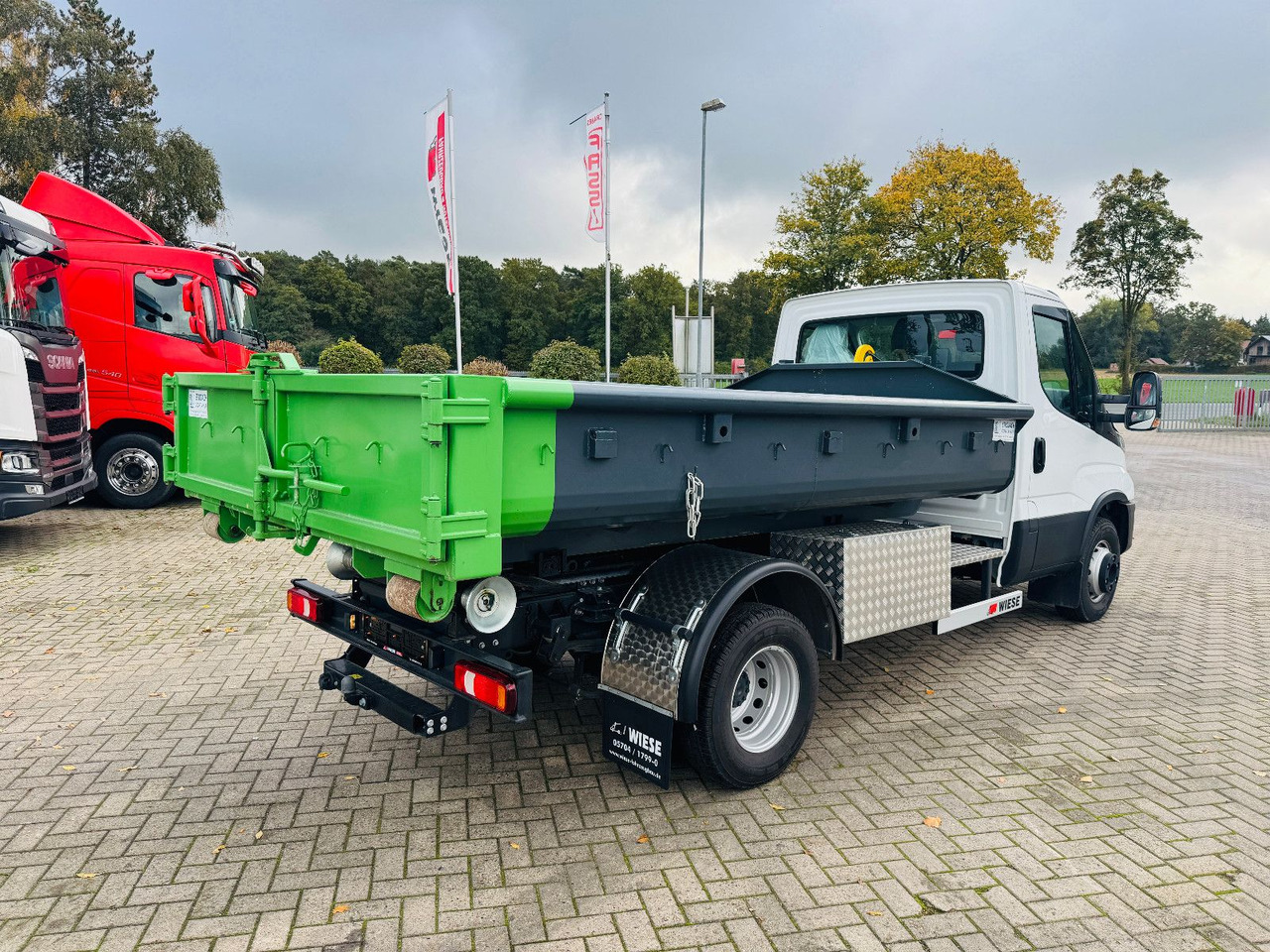 Iveco Daily 70C18H Hyva Abrollkipper - Camião polibenne: foto 3 Iveco Daily 70C18H Hyva Abrollkipper - Camião polibenne: foto 3
