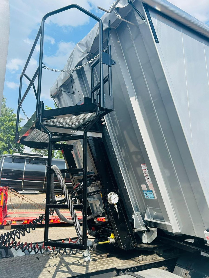 Kempf SKM 36/3 AK 3-Achs Alu Sattelkipper 50m³ - Semi-reboque basculante: foto 5 Kempf SKM 36/3 AK 3-Achs Alu Sattelkipper 50m³ - Semi-reboque basculante: foto 5