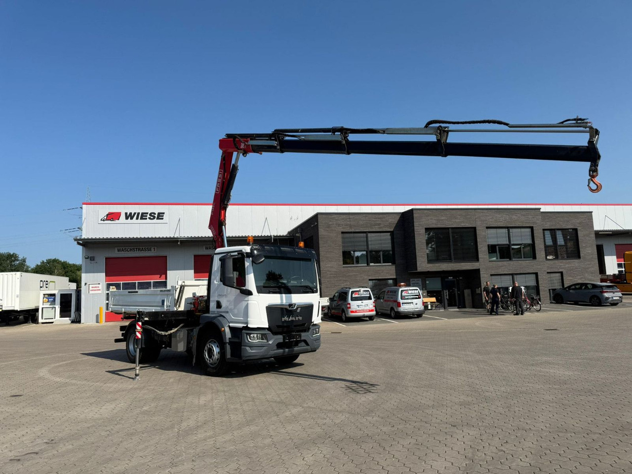 MAN TGM 18.320 4x2 BB mit Kran Fassi F135 Kipper - Camião basculante, Camião grua: foto 5 MAN TGM 18.320 4x2 BB mit Kran Fassi F135 Kipper - Camião basculante, Camião grua: foto 5