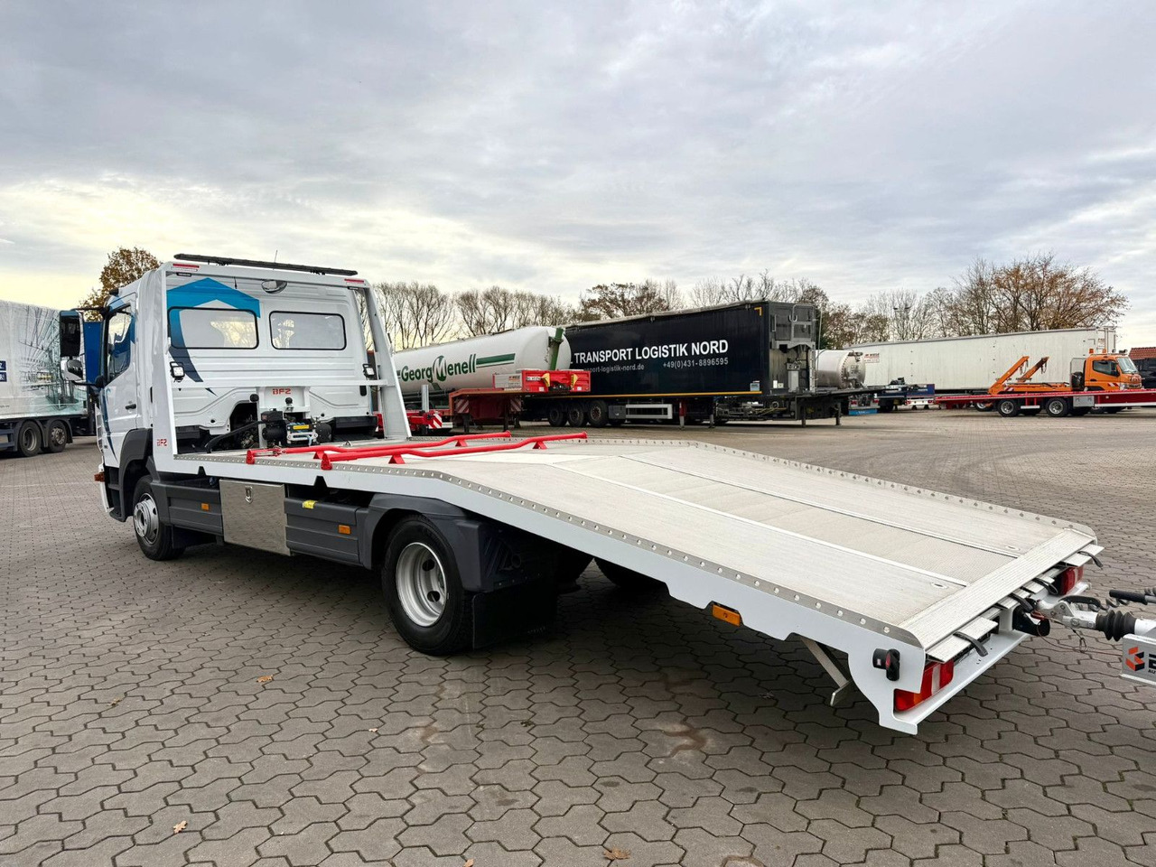Mercedes-Benz Atego 918L Autotransporter mit BFZ Anhänger - Camião transporte de veículos: foto 5 Mercedes-Benz Atego 918L Autotransporter mit BFZ Anhänger - Camião transporte de veículos: foto 5