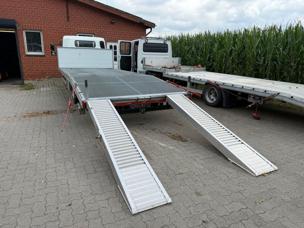 Mitsubishi Fuso Canter 7C18 Arbeitsbühnentransporter - Camião transporte de veículos: foto 3 Mitsubishi Fuso Canter 7C18 Arbeitsbühnentransporter - Camião transporte de veículos: foto 3