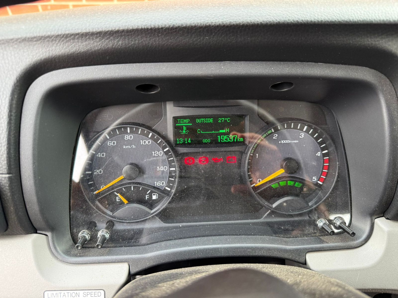 Mitsubishi Fuso Canter 7C18 Arbeitsbühnentransporter - Caminhão reboque: foto 4 Mitsubishi Fuso Canter 7C18 Arbeitsbühnentransporter - Caminhão reboque: foto 4