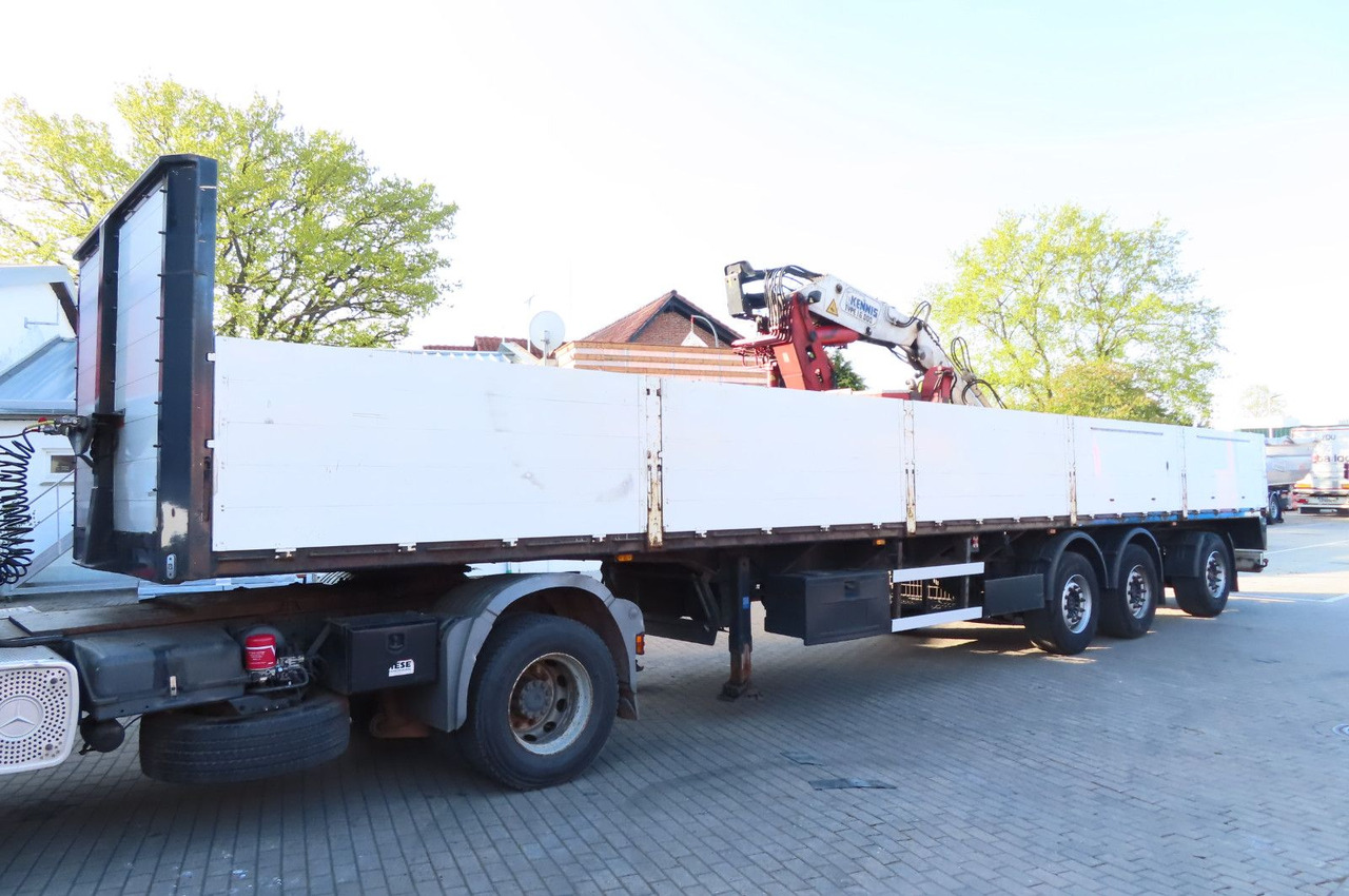 Rollkran Auflieger Kennis - Semi-reboque plataforma/ Caixa aberta: foto 2 Rollkran Auflieger Kennis - Semi-reboque plataforma/ Caixa aberta: foto 2