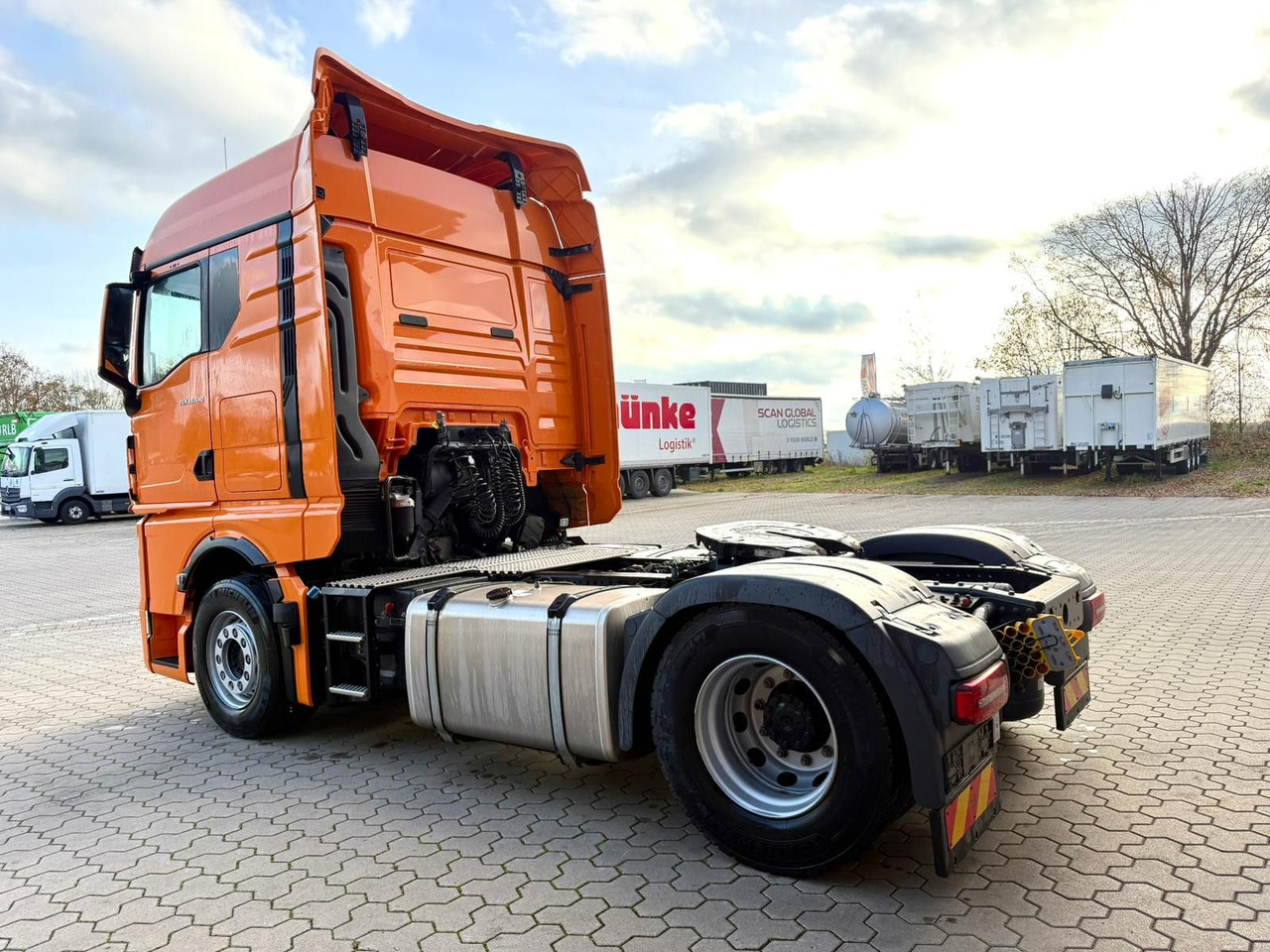 MAN TGX 18.510 23.000km!! Top Zustand - Tractor: foto 4 MAN TGX 18.510 23.000km!! Top Zustand - Tractor: foto 4