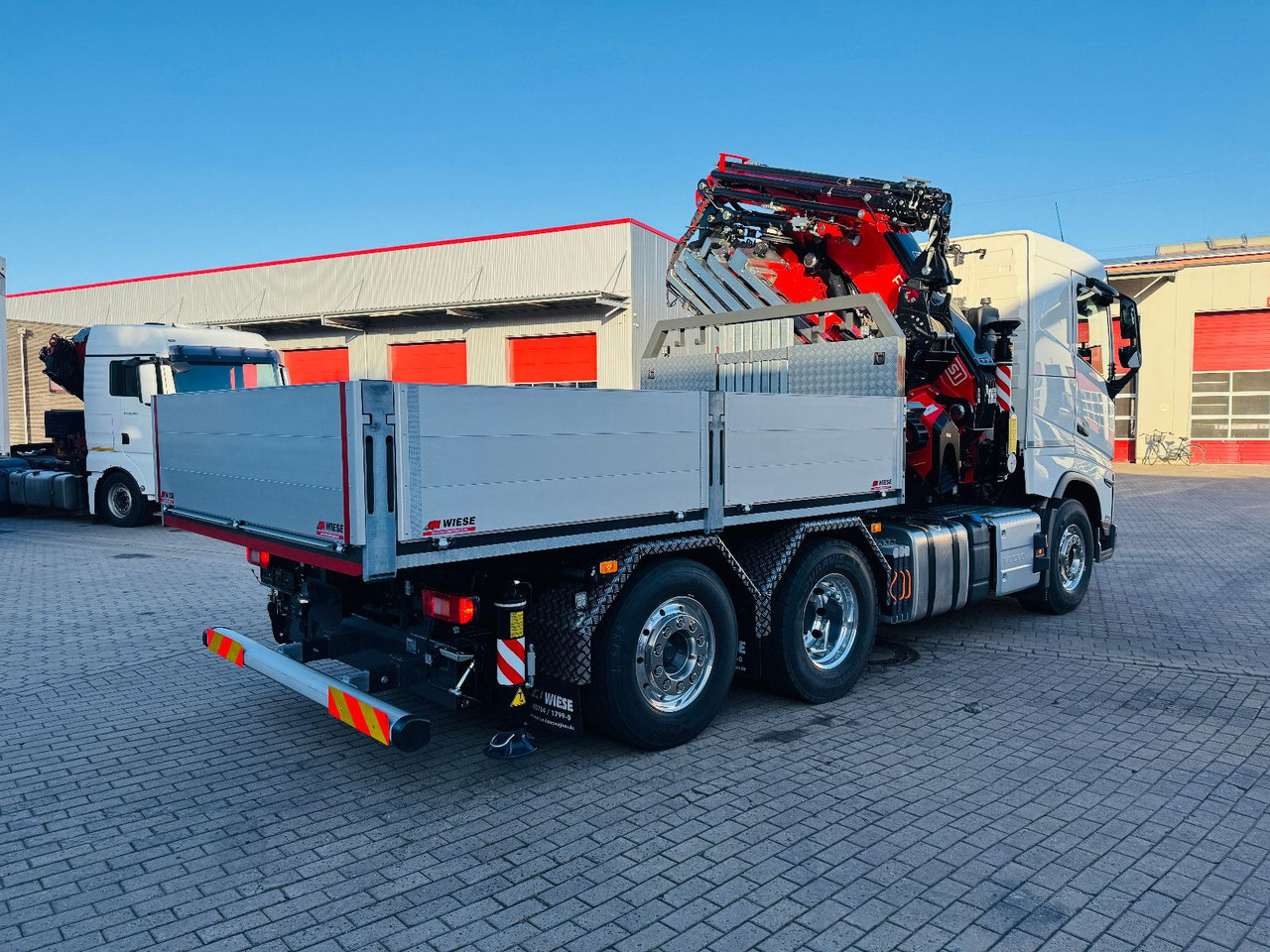 Volvo FH500 6x2 mit Fassi F545 2.27 JIB Winde so - Tractor: foto 3 Volvo FH500 6x2 mit Fassi F545 2.27 JIB Winde so - Tractor: foto 3