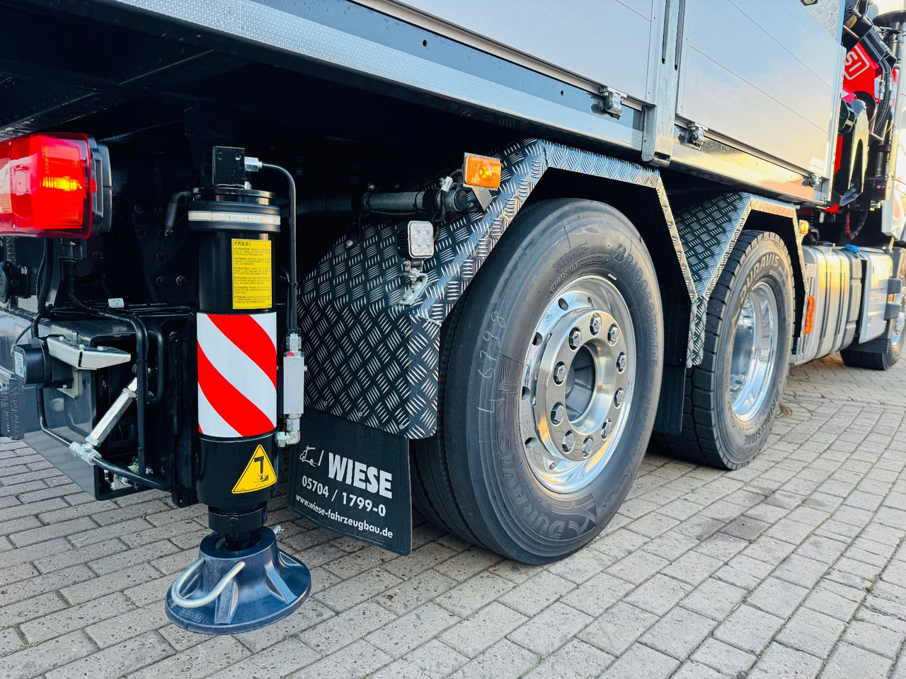Volvo FH500 6x2 mit Fassi F545 2.27 JIB Winde so - Tractor: foto 4 Volvo FH500 6x2 mit Fassi F545 2.27 JIB Winde so - Tractor: foto 4