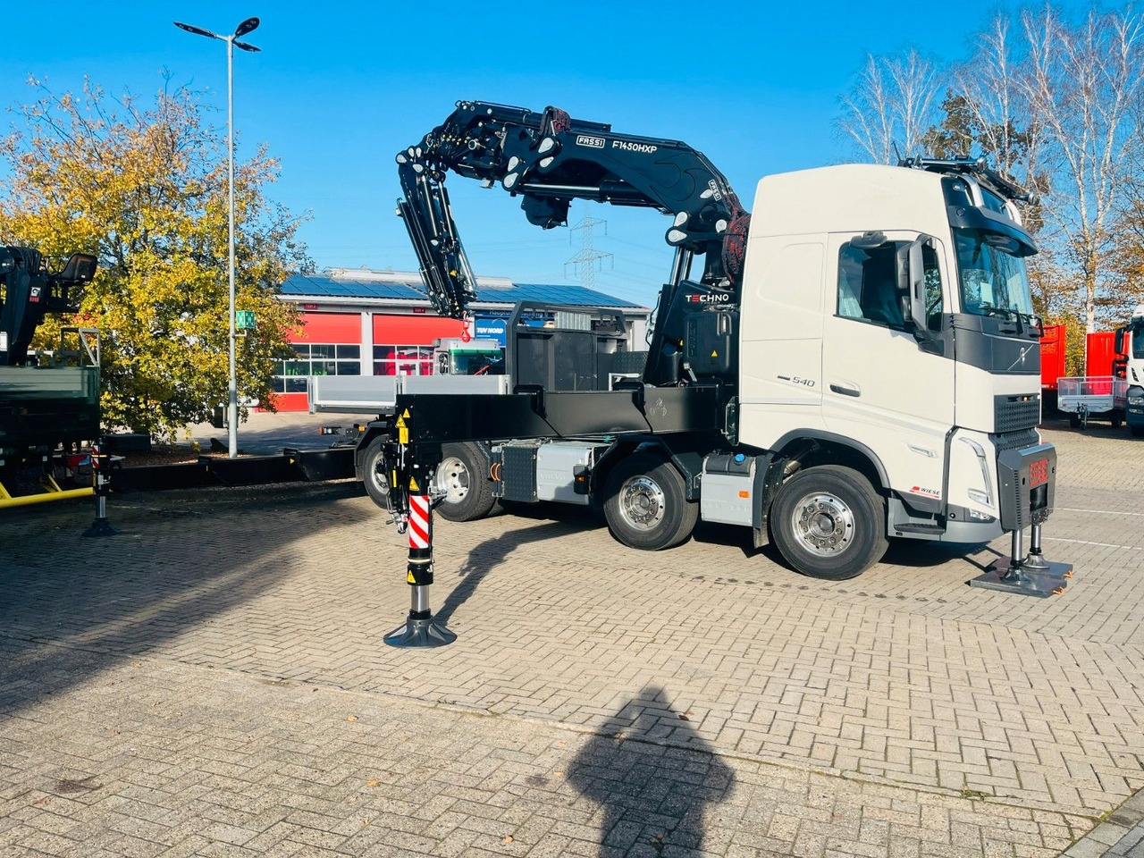 Volvo FH 540 SZM mit F1450 HXP Fly Jib + Winde - Camião grua: foto 4 Volvo FH 540 SZM mit F1450 HXP Fly Jib + Winde - Camião grua: foto 4