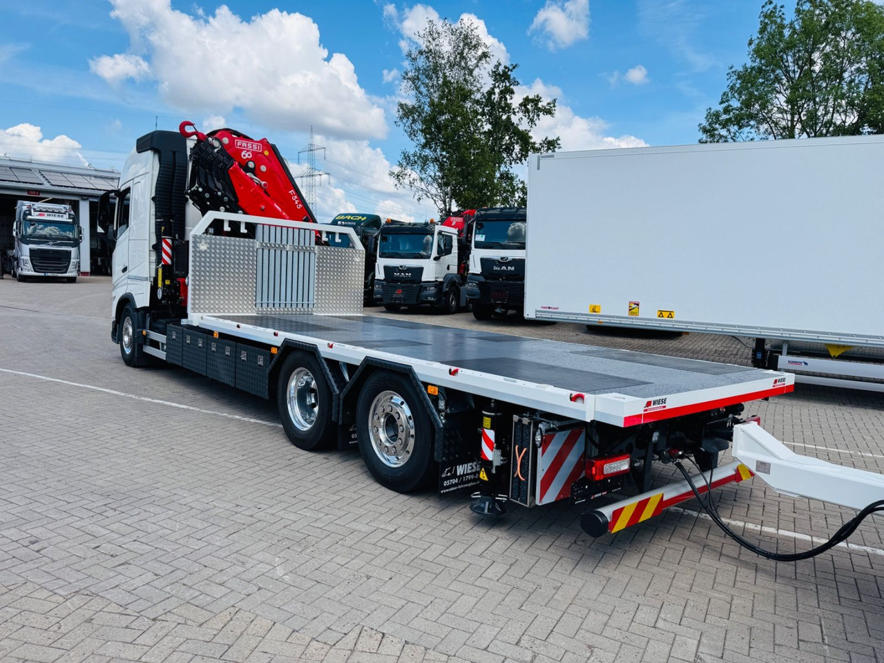 Volvo FH540 6x2 Containerpritsche mit F545RA.2.26 - Camião grua: foto 3 Volvo FH540 6x2 Containerpritsche mit F545RA.2.26 - Camião grua: foto 3