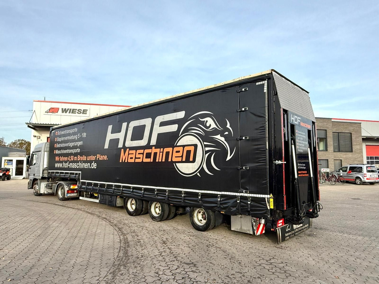 Wiese 3-Achs Stufen Sattel mit Auffahrrampe 25T - Semi-reboque baixa: foto 1 Wiese 3-Achs Stufen Sattel mit Auffahrrampe 25T - Semi-reboque baixa: foto 1