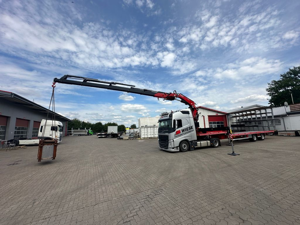 Wiese Stufensattel Tieflader mit Kran Fassi F545 - Semi-reboque baixa: foto 1 Wiese Stufensattel Tieflader mit Kran Fassi F545 - Semi-reboque baixa: foto 1
