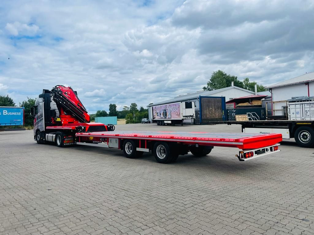 Wiese Stufensattel Tieflader mit Kran Fassi F545 - Semi-reboque plataforma/ Caixa aberta: foto 4 Wiese Stufensattel Tieflader mit Kran Fassi F545 - Semi-reboque plataforma/ Caixa aberta: foto 4