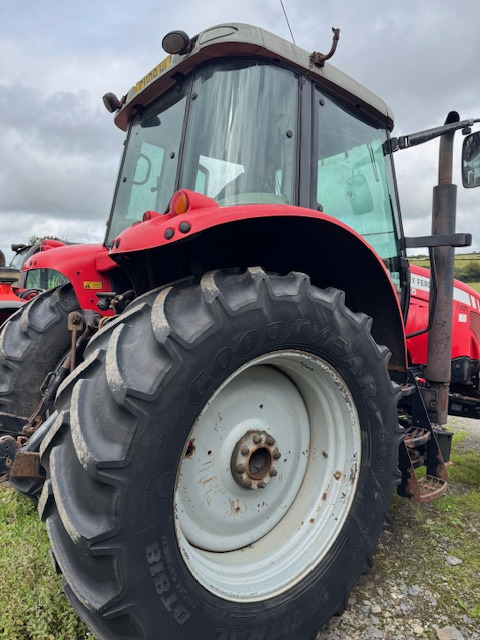 MASSEY FERGUSON 6465 Dyna 6 - Trator: foto 5 MASSEY FERGUSON 6465 Dyna 6 - Trator: foto 5