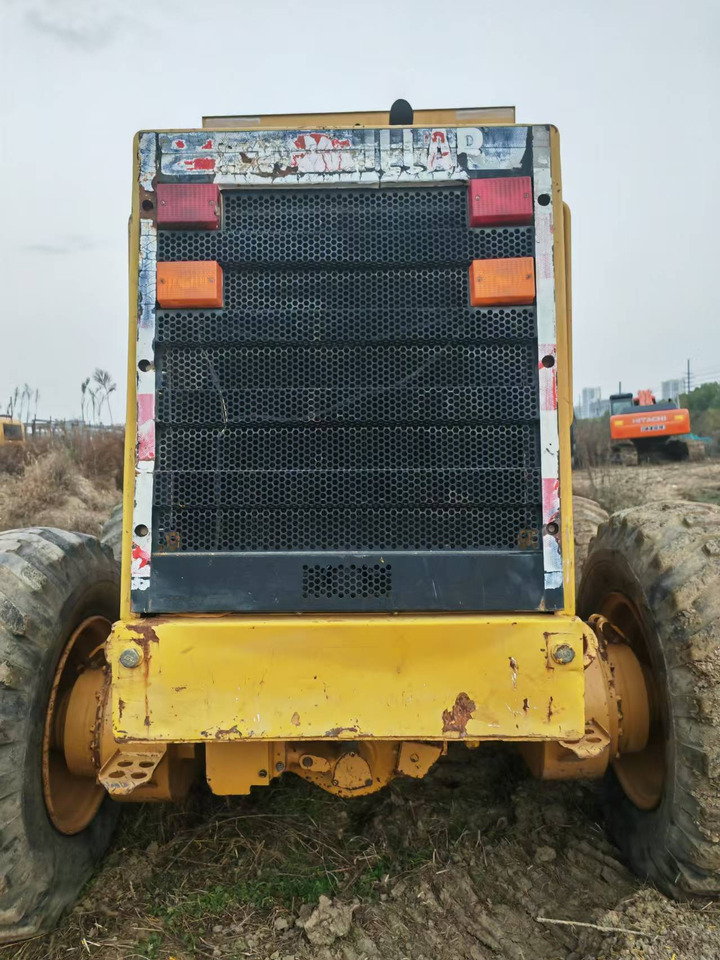 CATERPILLAR 140H - Motoniveladora: foto 3 CATERPILLAR 140H - Motoniveladora: foto 3