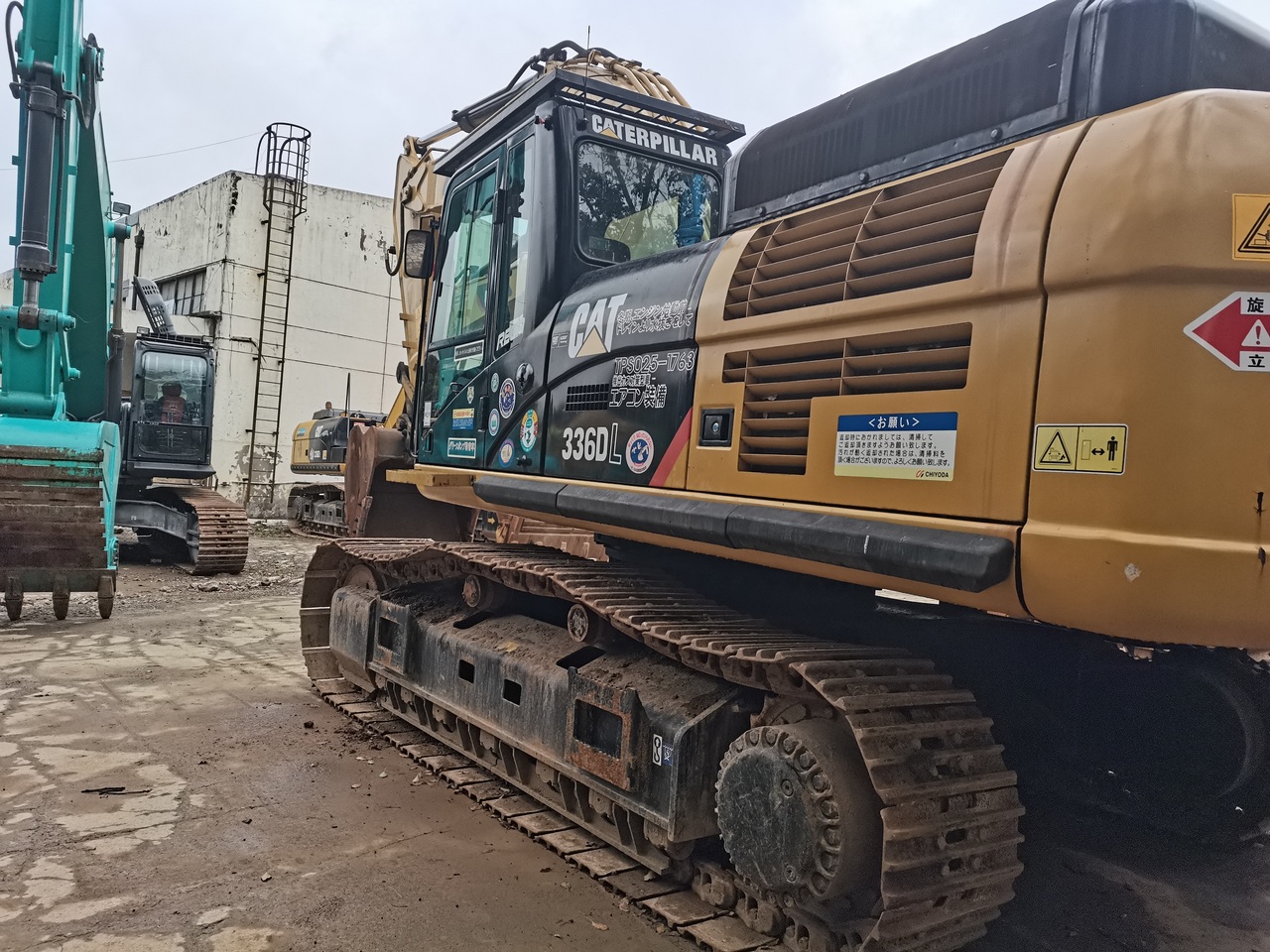 CATERPILLAR 336D - Escavadora de rastos: foto 2 CATERPILLAR 336D - Escavadora de rastos: foto 2