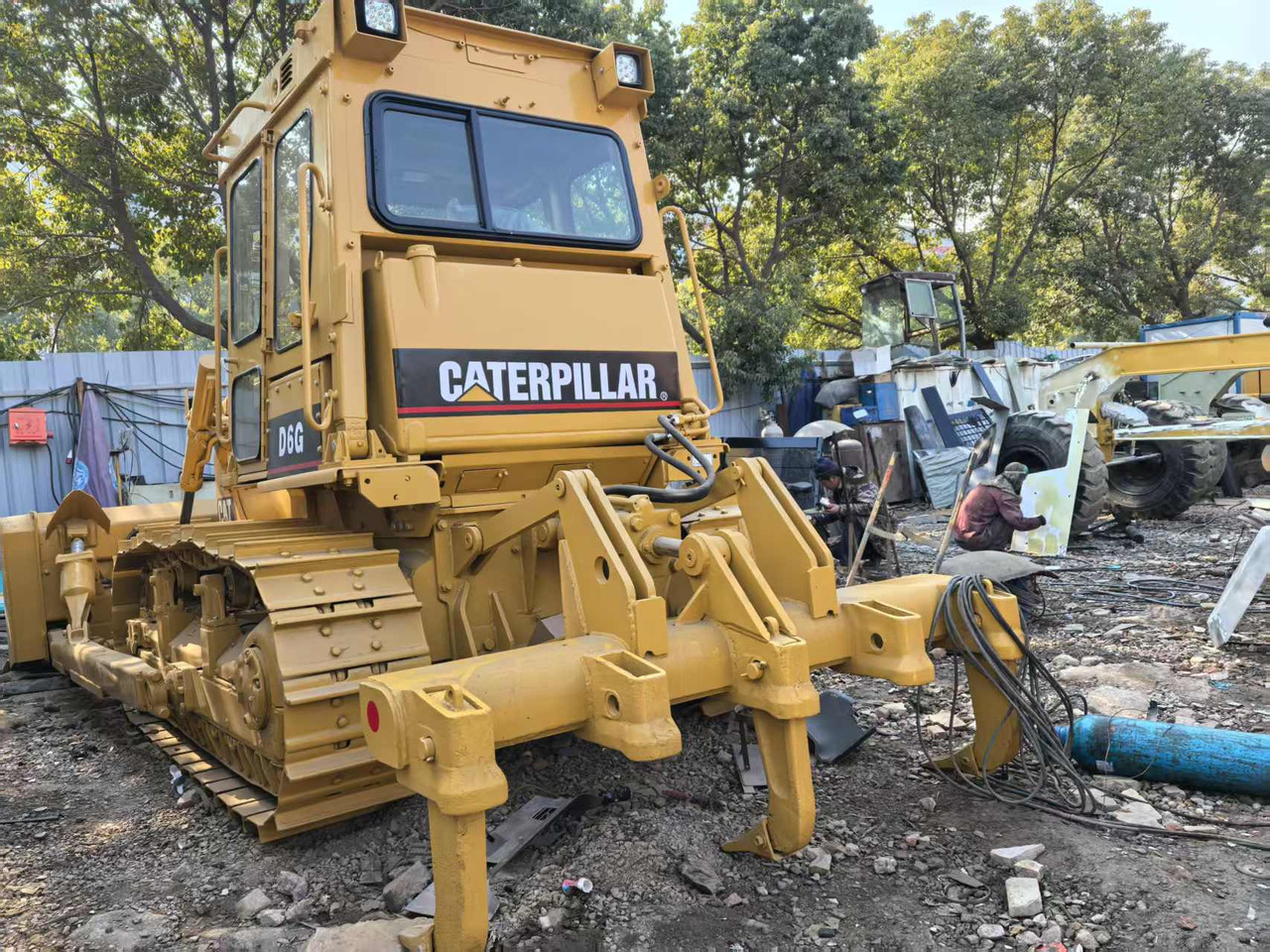 CATERPILLAR D6G - Buldôzer: foto 2 CATERPILLAR D6G - Buldôzer: foto 2