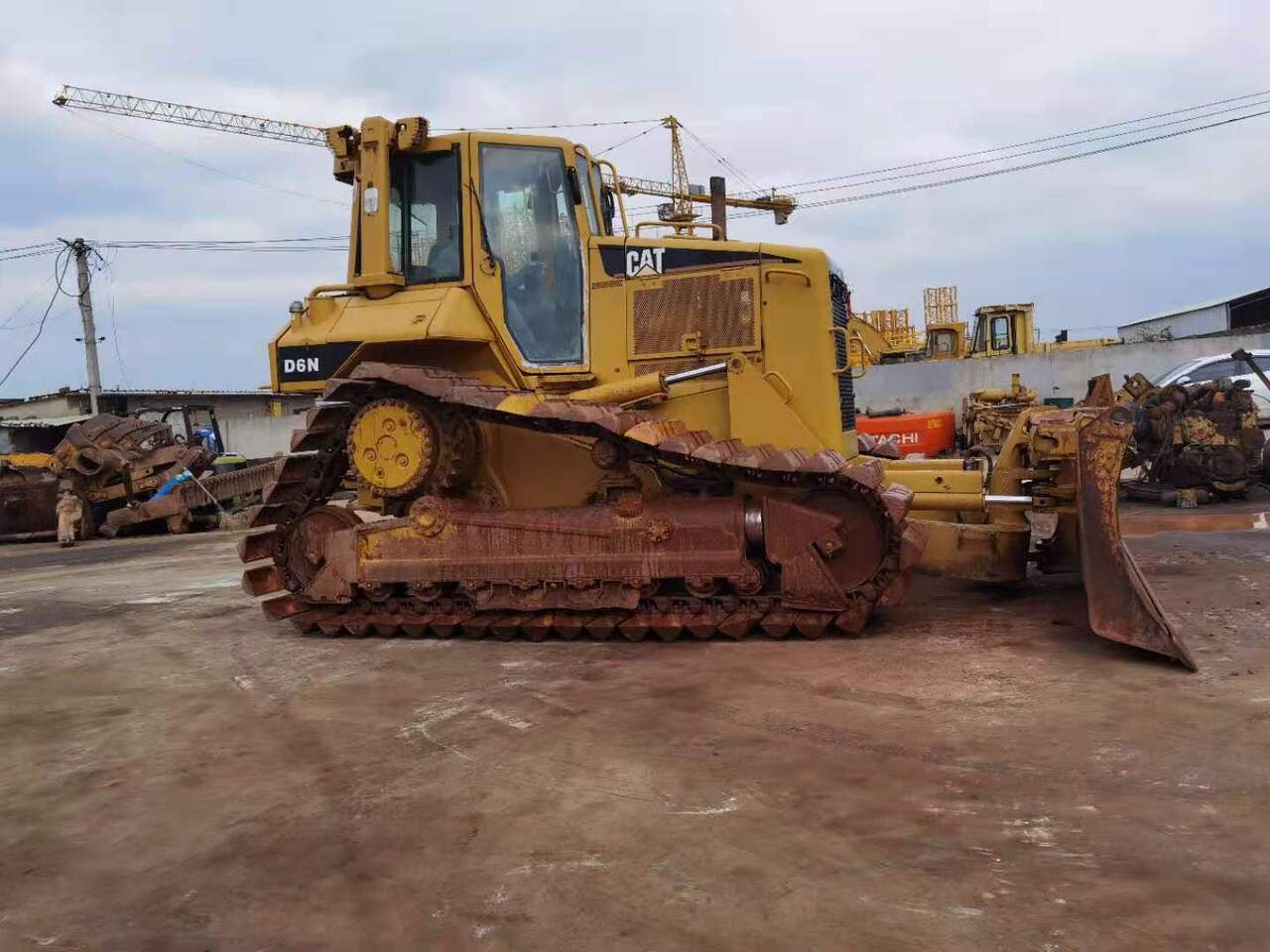 CATERPILLAR D6N - Buldôzer: foto 5 CATERPILLAR D6N - Buldôzer: foto 5