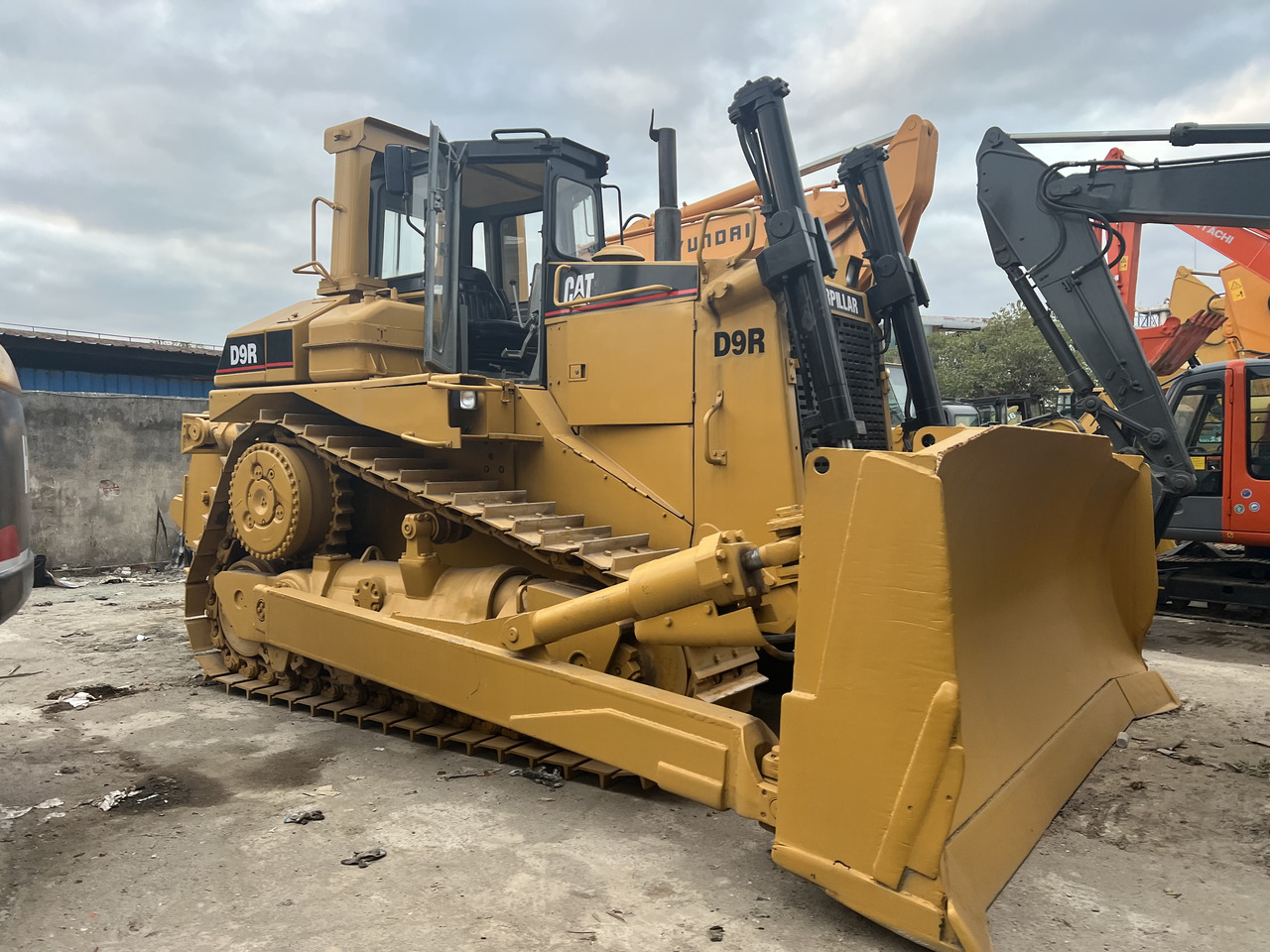 CATERPILLAR D9R - Buldôzer: foto 5 CATERPILLAR D9R - Buldôzer: foto 5