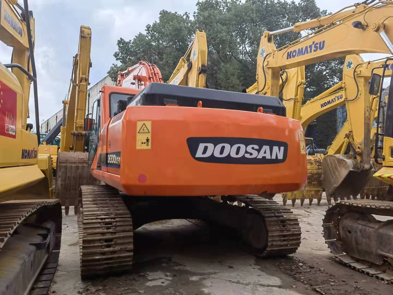 DOOSAN DH300 - Escavadora de rastos: foto 3 DOOSAN DH300 - Escavadora de rastos: foto 3