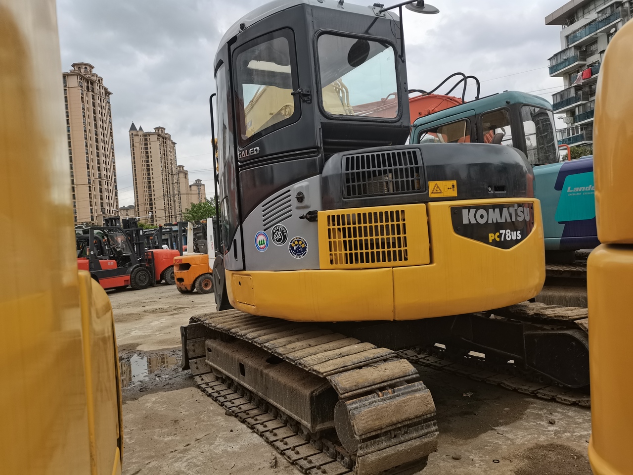 KOMATSU Komatsu-78US-Mini excavator - Mini escavadeira: foto 2 KOMATSU Komatsu-78US-Mini excavator - Mini escavadeira: foto 2