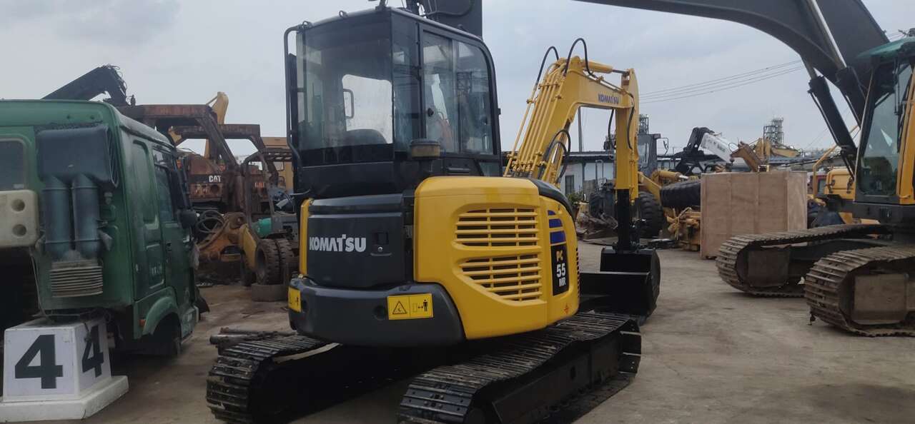 KOMATSU PC55 - Mini escavadeira: foto 1 KOMATSU PC55 - Mini escavadeira: foto 1