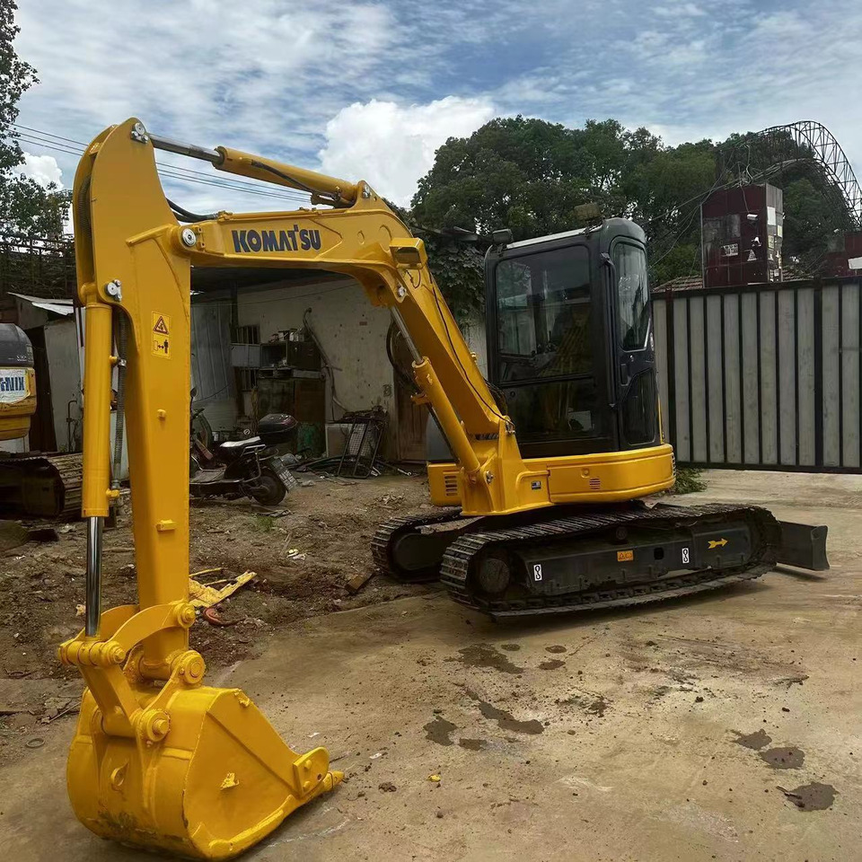 KOMATSU PC55 - Mini escavadeira: foto 3 KOMATSU PC55 - Mini escavadeira: foto 3