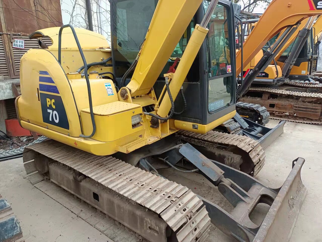 KOMATSU PC70 - Mini escavadeira: foto 3 KOMATSU PC70 - Mini escavadeira: foto 3