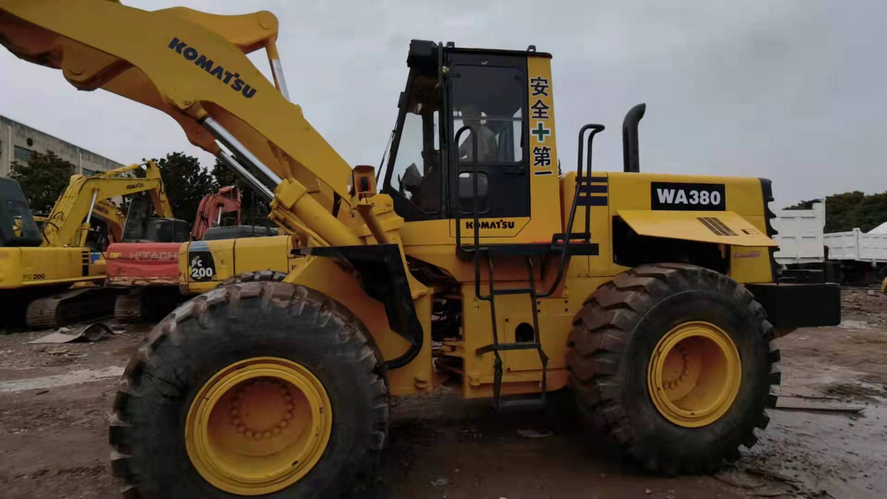 KOMATSU WA380 - Pá carregadora de rodas: foto 5 KOMATSU WA380 - Pá carregadora de rodas: foto 5