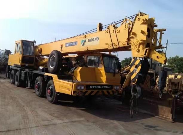 TADANO TL300-E - Guindaste: foto 2 TADANO TL300-E - Guindaste: foto 2