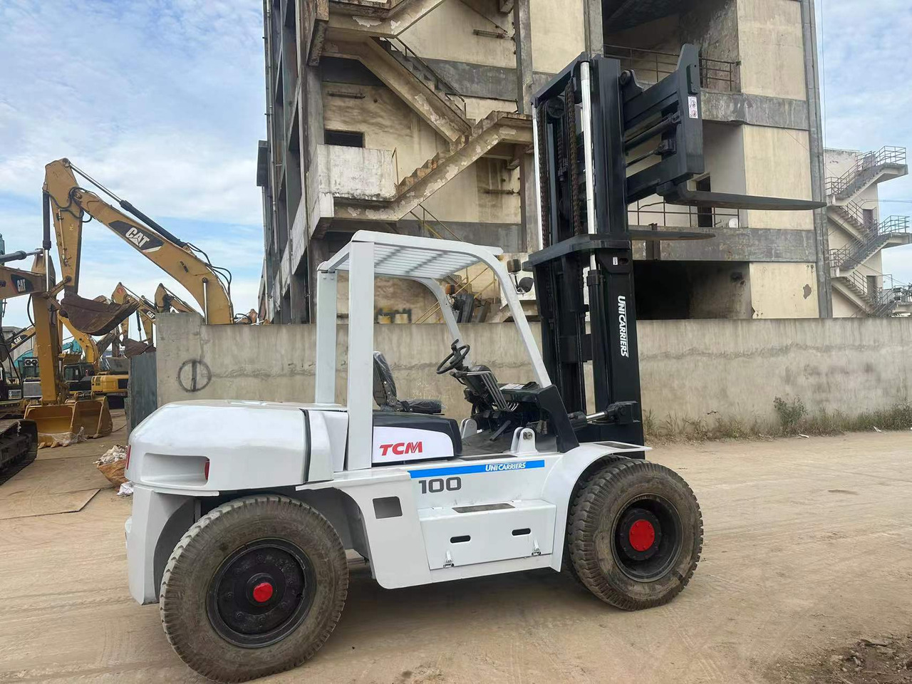 TCM FD100 - Empilhadeira: foto 3 TCM FD100 - Empilhadeira: foto 3