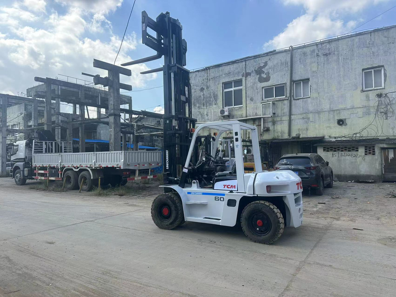 TCM FD60-Forklift - Empilhadeira: foto 1 TCM FD60-Forklift - Empilhadeira: foto 1