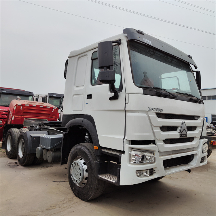 HOWO HOWO 6x4 380 tractor - Tractor: foto 2 HOWO HOWO 6x4 380 tractor - Tractor: foto 2