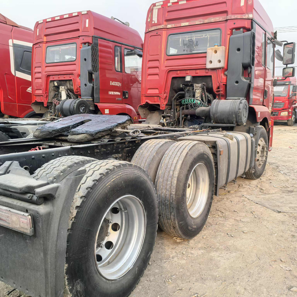 Shacman M3000 6x4 - Tractor: foto 3 Shacman M3000 6x4 - Tractor: foto 3
