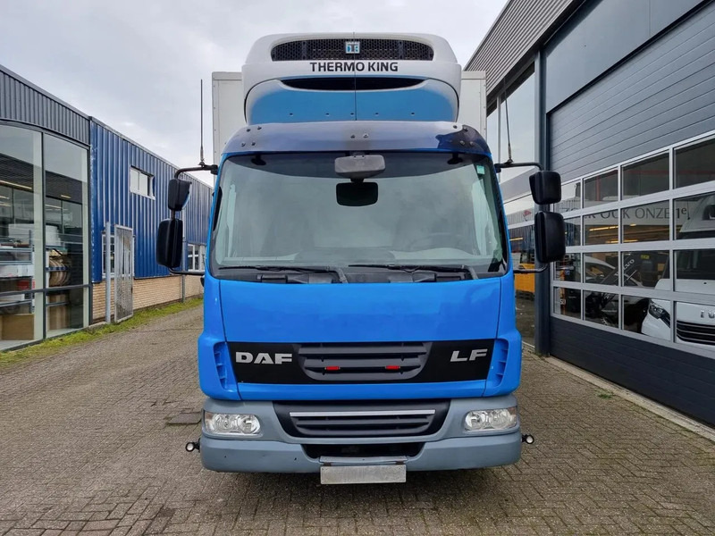 DAF LF 45.220 Kuhlkoffer Thermoking T1000R LBW ST380V EURO EEV - Camião frigorífico: foto 3 DAF LF 45.220 Kuhlkoffer Thermoking T1000R LBW ST380V EURO EEV - Camião frigorífico: foto 3