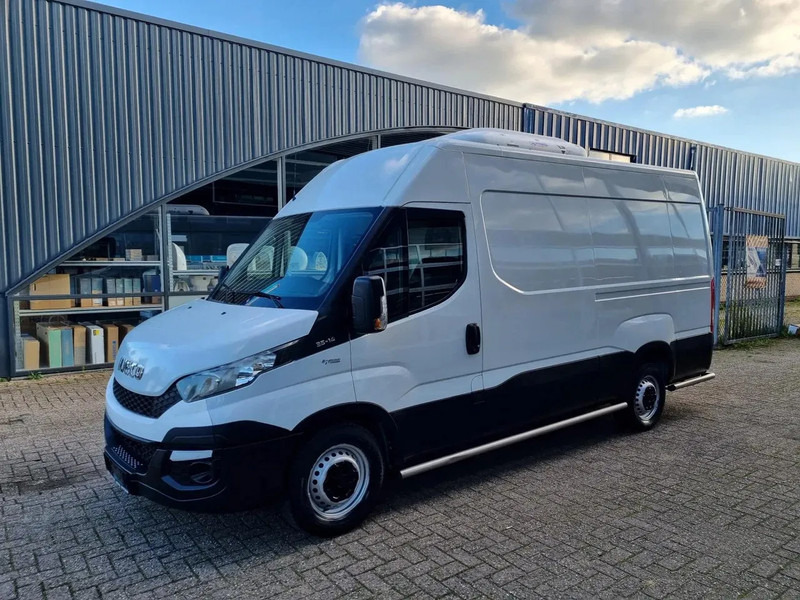 Iveco Daily 35S14 Kuhlwagen -20 Standby 230V/ CNG/ Erdgas - Carrinha frigorífica: foto 4 Iveco Daily 35S14 Kuhlwagen -20 Standby 230V/ CNG/ Erdgas - Carrinha frigorífica: foto 4