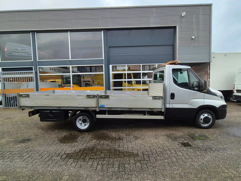 Iveco Daily 40C17 3.0D Pritsche/ Openlaadbak 470 cm lang - Carrinha de caixa aberta: foto 2 Iveco Daily 40C17 3.0D Pritsche/ Openlaadbak 470 cm lang - Carrinha de caixa aberta: foto 2