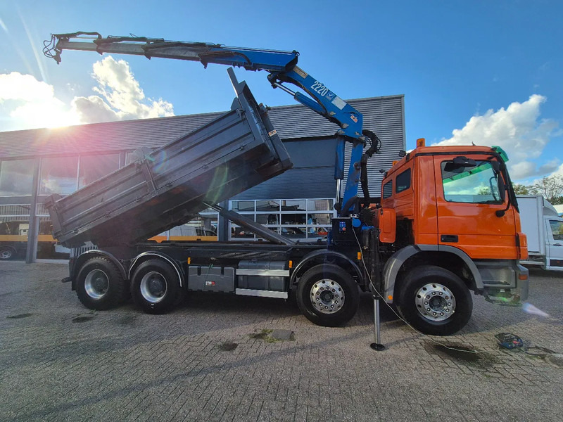 Mercedes-Benz Actros 3241 8X4 Containersysteem/ 20T HMF crane/ Manual - Camião polibenne, Camião grua: foto 2 Mercedes-Benz Actros 3241 8X4 Containersysteem/ 20T HMF crane/ Manual - Camião polibenne, Camião grua: foto 2